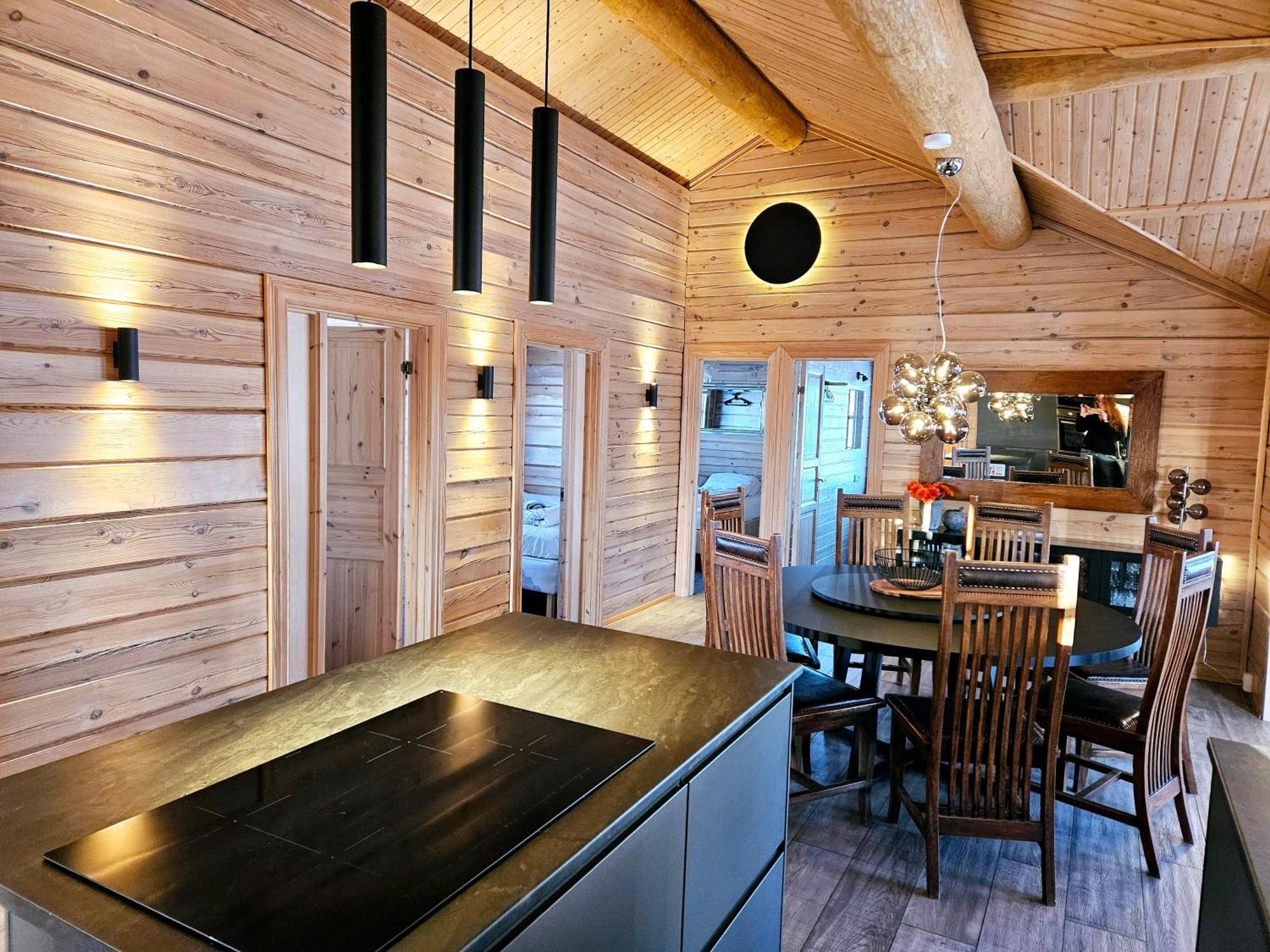 Aurora Vacation Homes Fagravik Akureyri Rum bild