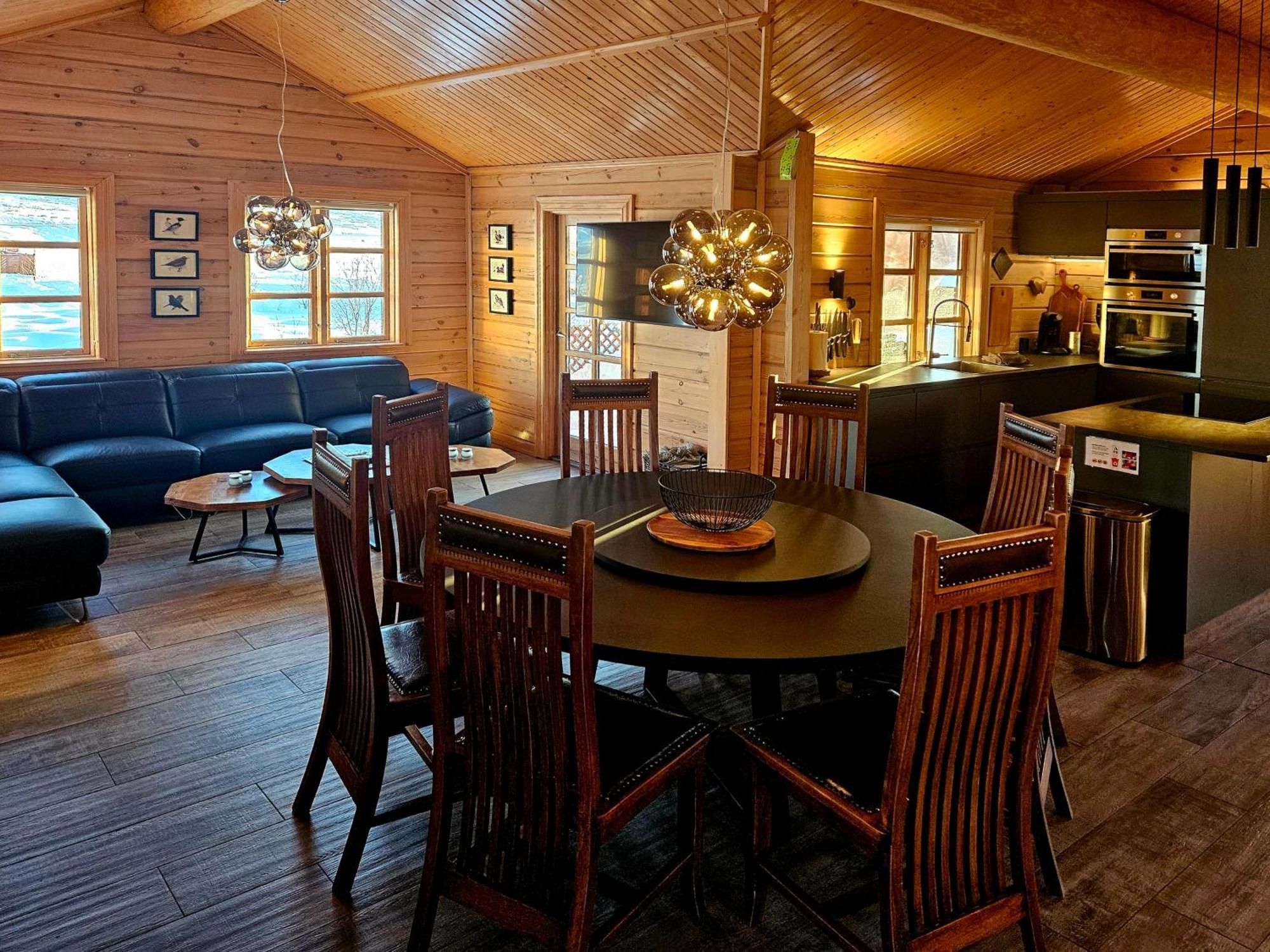 Aurora Vacation Homes Fagravik Akureyri Rum bild