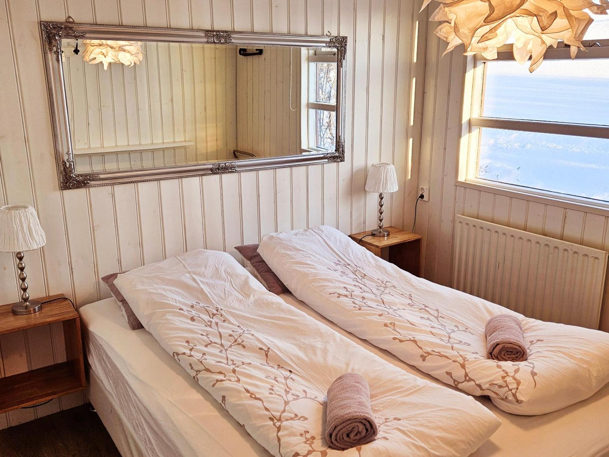 Aurora Vacation Homes Fagravik Akureyri Rum bild