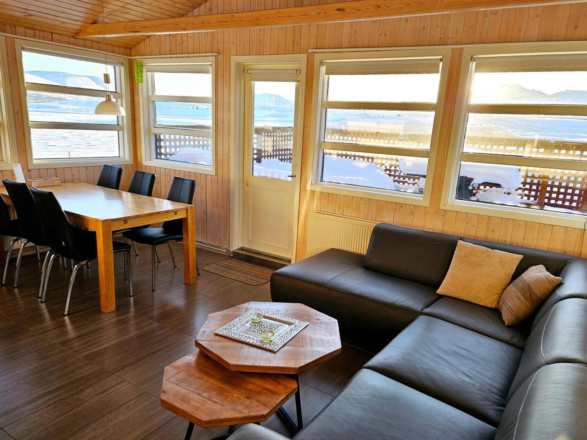 Aurora Vacation Homes Fagravik Akureyri Rum bild
